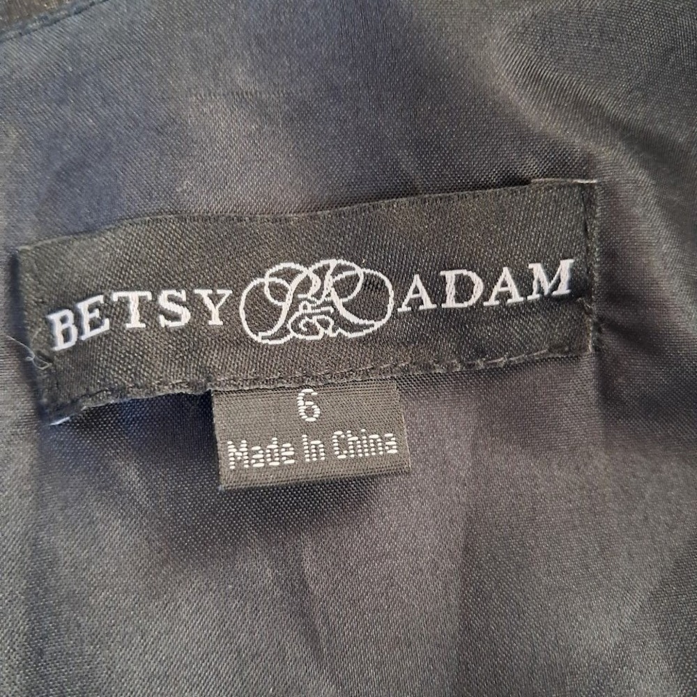 Betsy & Adam 6 Organza-Sleeve Floral on Black Belted Satin Gown Plunging V-Neck - Picture 8 of 11